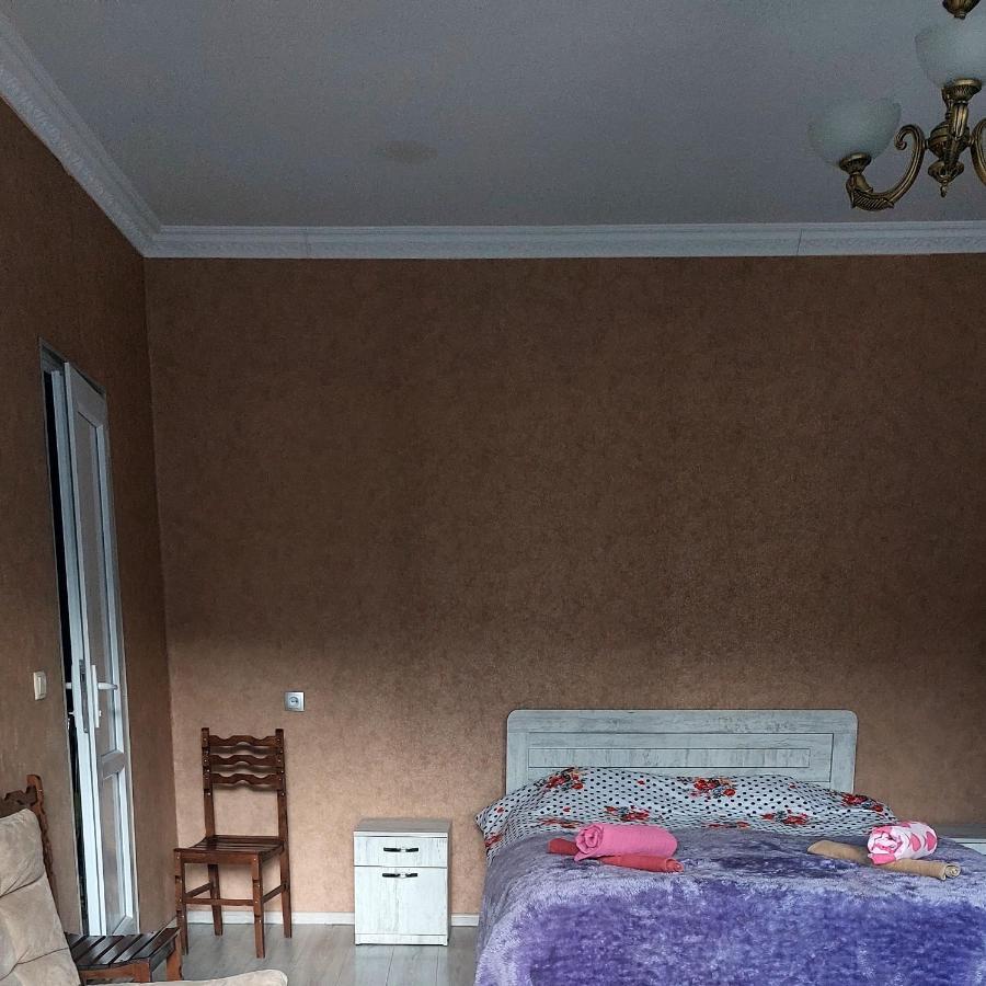 The White House Hotel Kasbegi Buitenkant foto